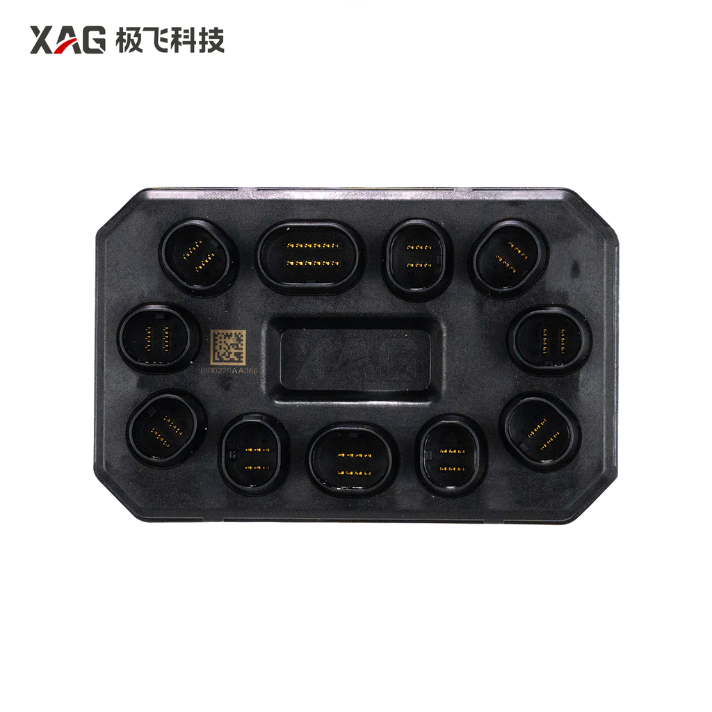 [14-006-00024] P100 Pro Center Compartment Hub (14-006-00024)